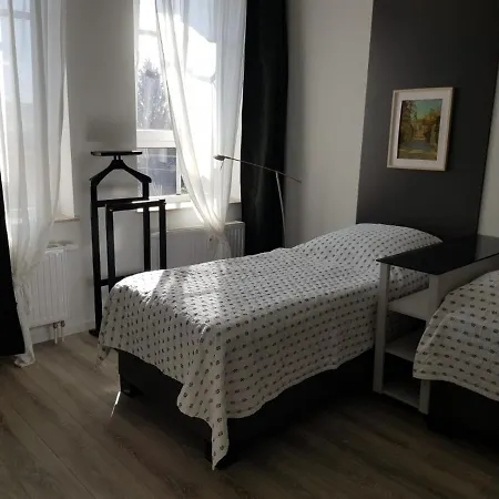 公寓 Gaestewohnung Alt Salbke Mit Kueche 马格德堡