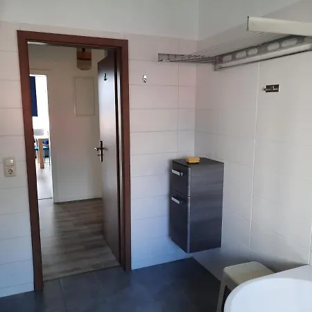 Gaestewohnung Alt Salbke Mit Kueche 公寓