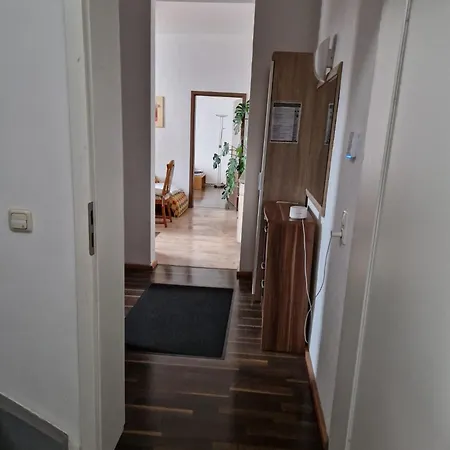 Apartment Gaestewohnung Alt Salbke Mit Kueche